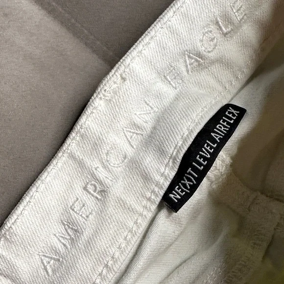 American Eagle Outfitters White Ripped Jeans size 28x32 - Picture 2 of 11